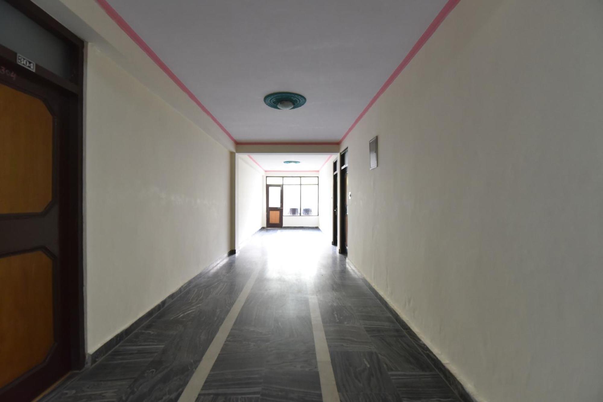 Oyo Hill View Hotel Manali  Exterior photo